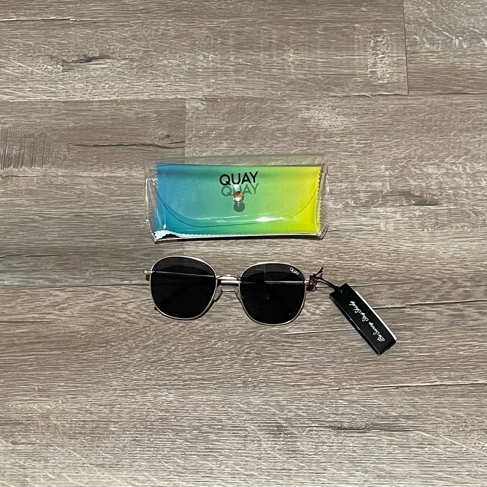 NWT Quay Sunglasses